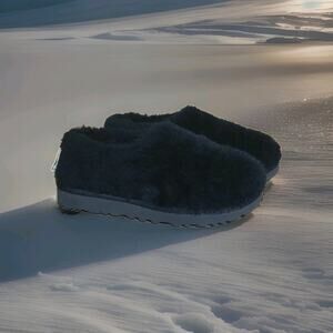 Ugg Australia Black Classic Cozy Bootie Women's Size 6 Comfy Comfortable